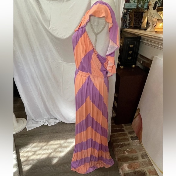 Lilly Pulitzer striped dress - Picture 3 of 6